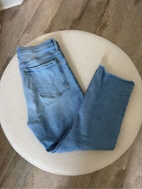 MOTHER Light Blue Cropped Frayed Hem Jeans